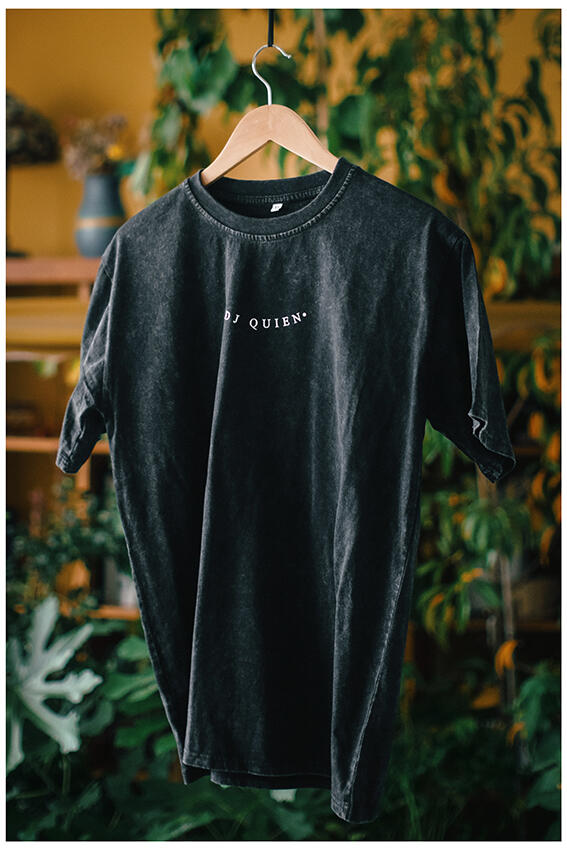Overwashed Black 01